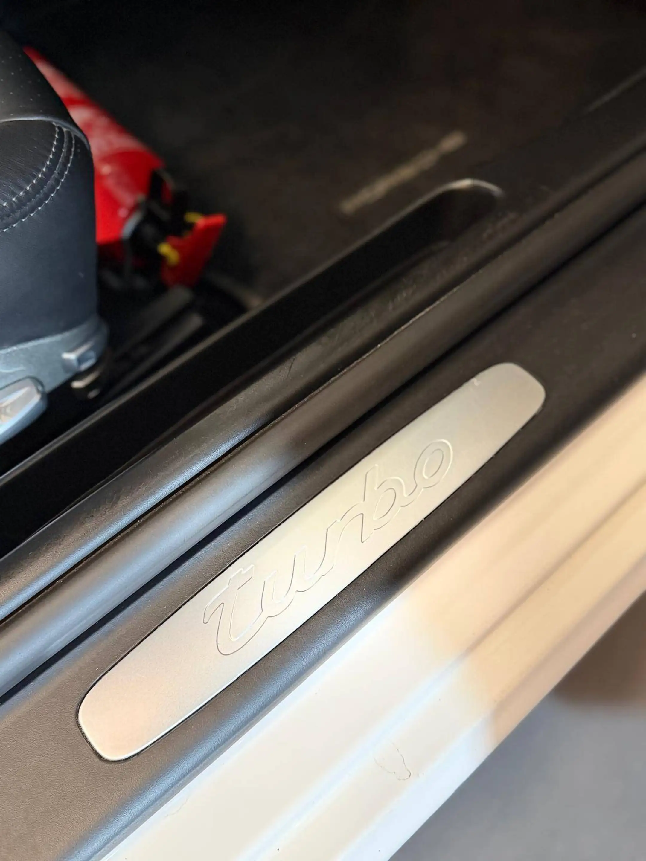 Porsche 997 Turbo — photo 12