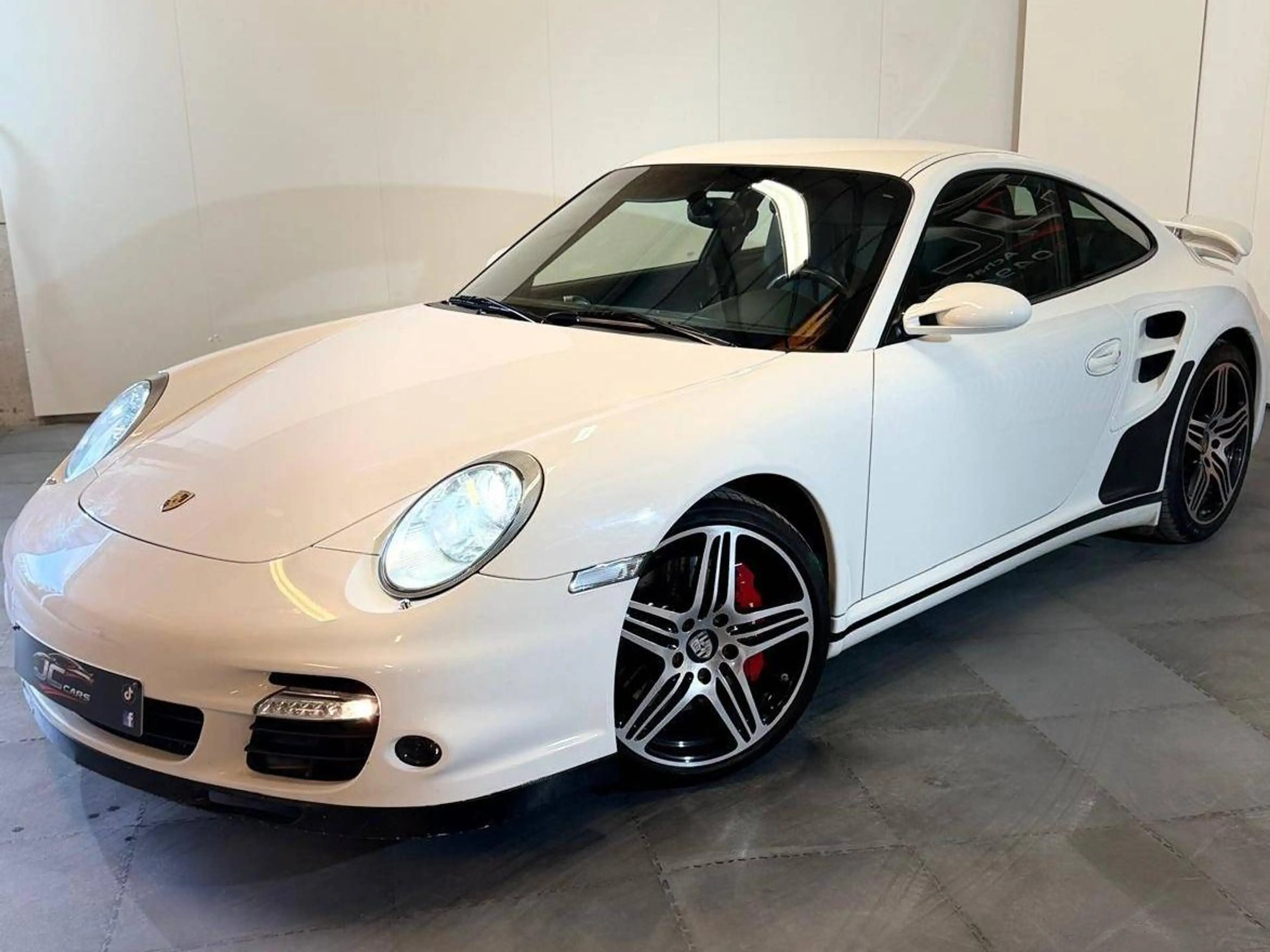 Porsche 997 Turbo — photo 4
