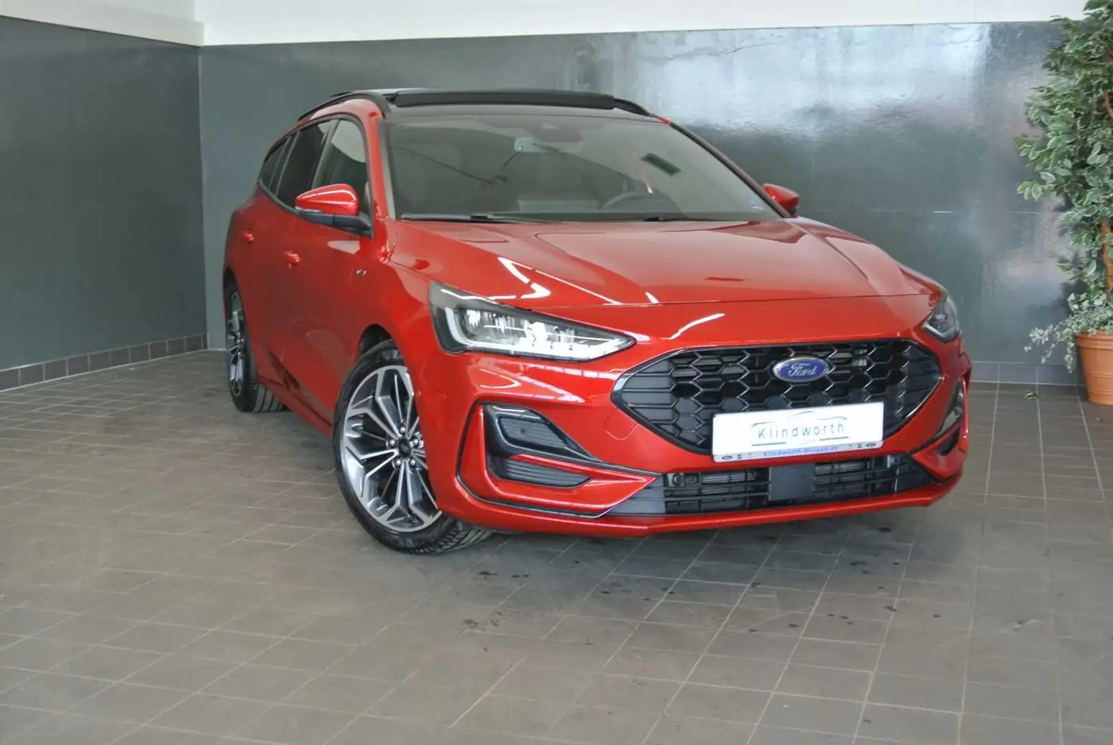 Ford Focus Turnier 1.5 E.Blue Aut. ST-Line X Pano,B&O Rouge - 2