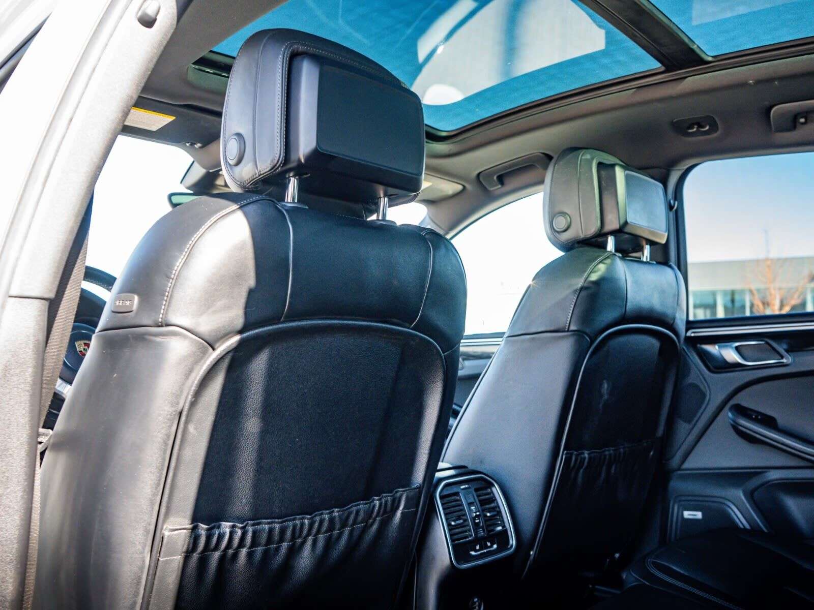 2018 Porsche Macan S w/Premium Plus/Bose Sound/Cooled Seats thumb 21