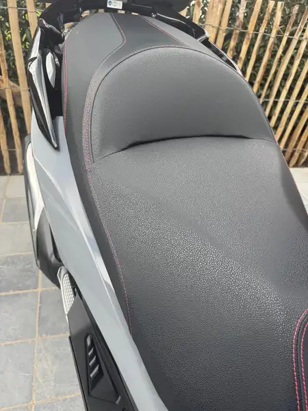 Honda Forza 300 - foto 6