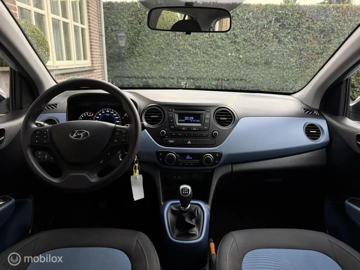 Hyundai i10 1.0i i-Motion Comfort Plus *Clima *Cruise *NAP Grijs - 2