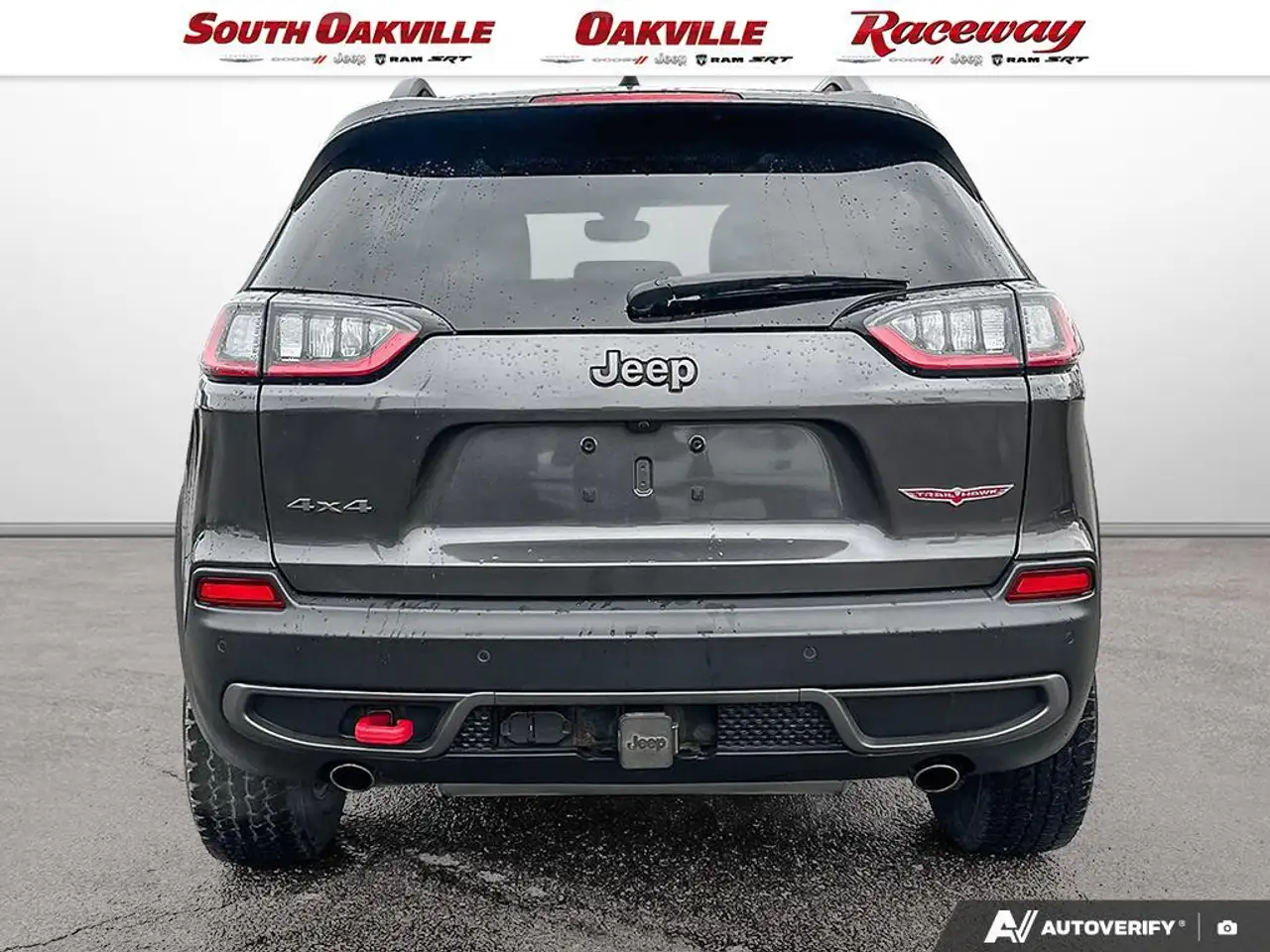 Jeep Cherokee снимка Jeep Cherokee
