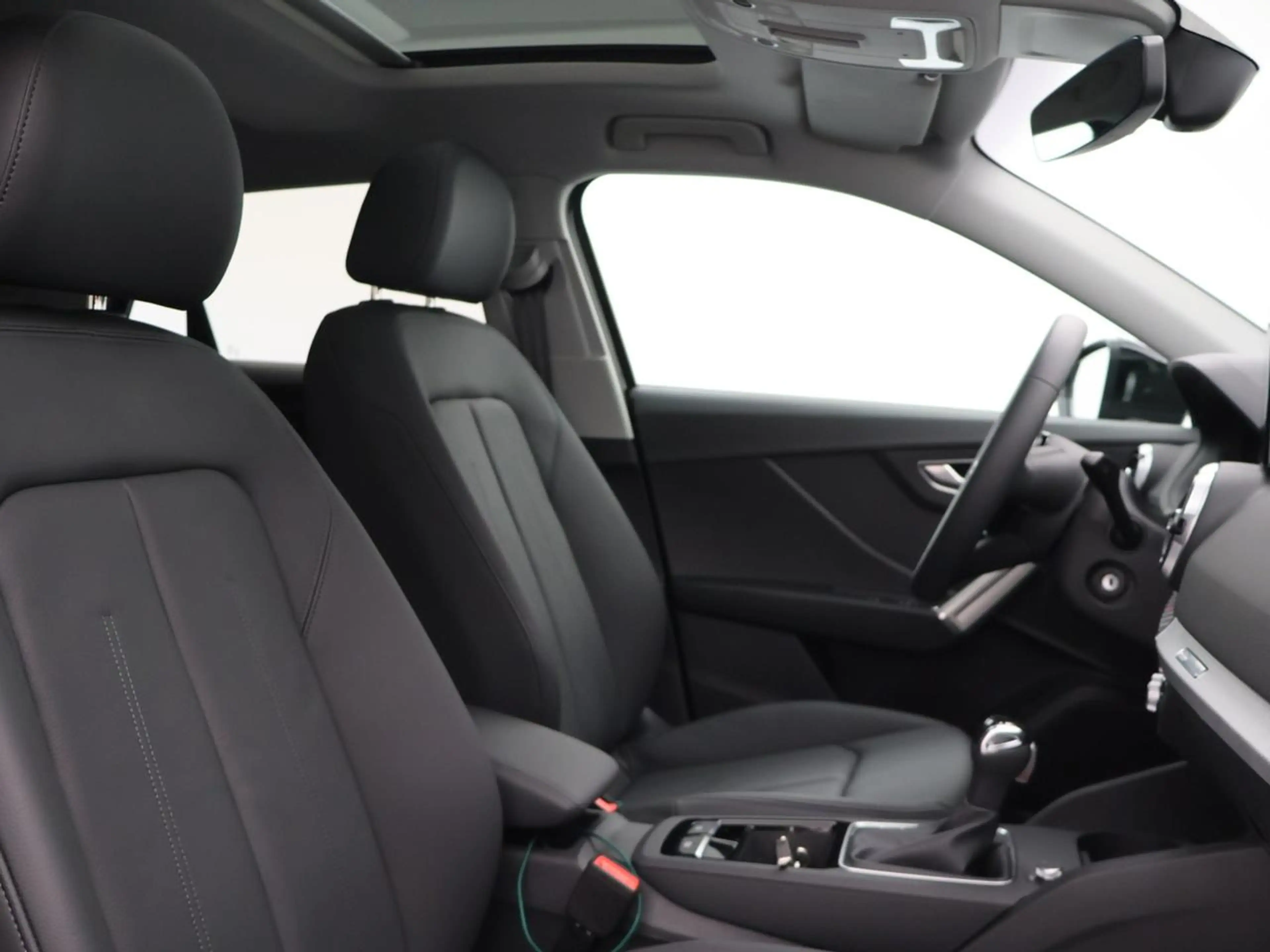 Audi Q2 35 TFSI Prestige Edition S tronic — photo 8