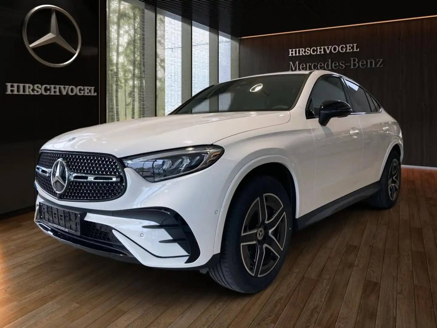 Mercedes-Benz GLC 300 e 4M AMG-Line+Night+AHK+DISTRON+MBUX+LED Weiß - 2