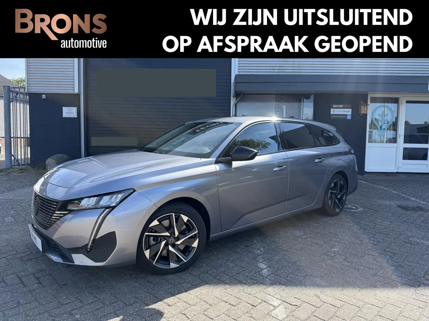 Peugeot 308 1.6 Plug in Hybrid 180 Allure automaat Zilver - 1