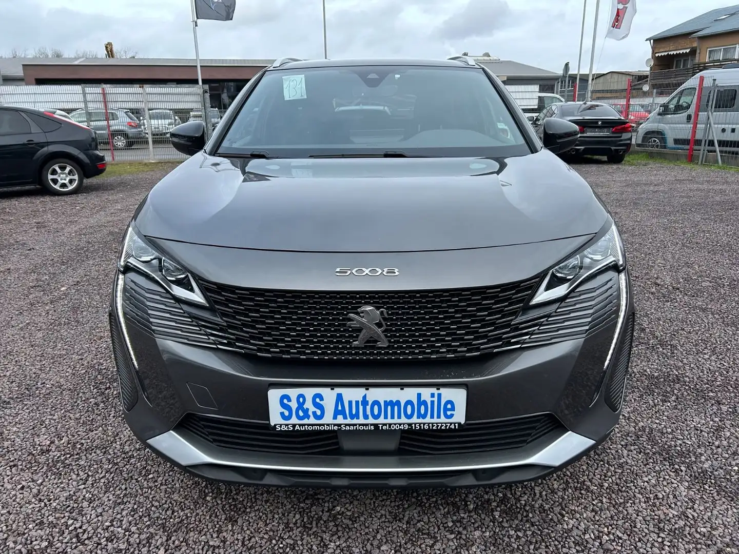 Peugeot 5008 GT *7-Sitzer*Autom.*Navi*Kamera*LED*AHK* Grau - 2