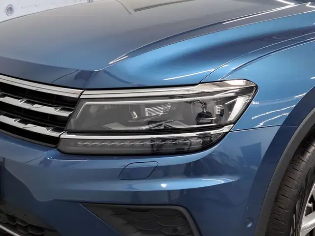 Volkswagen Tiguan view 5