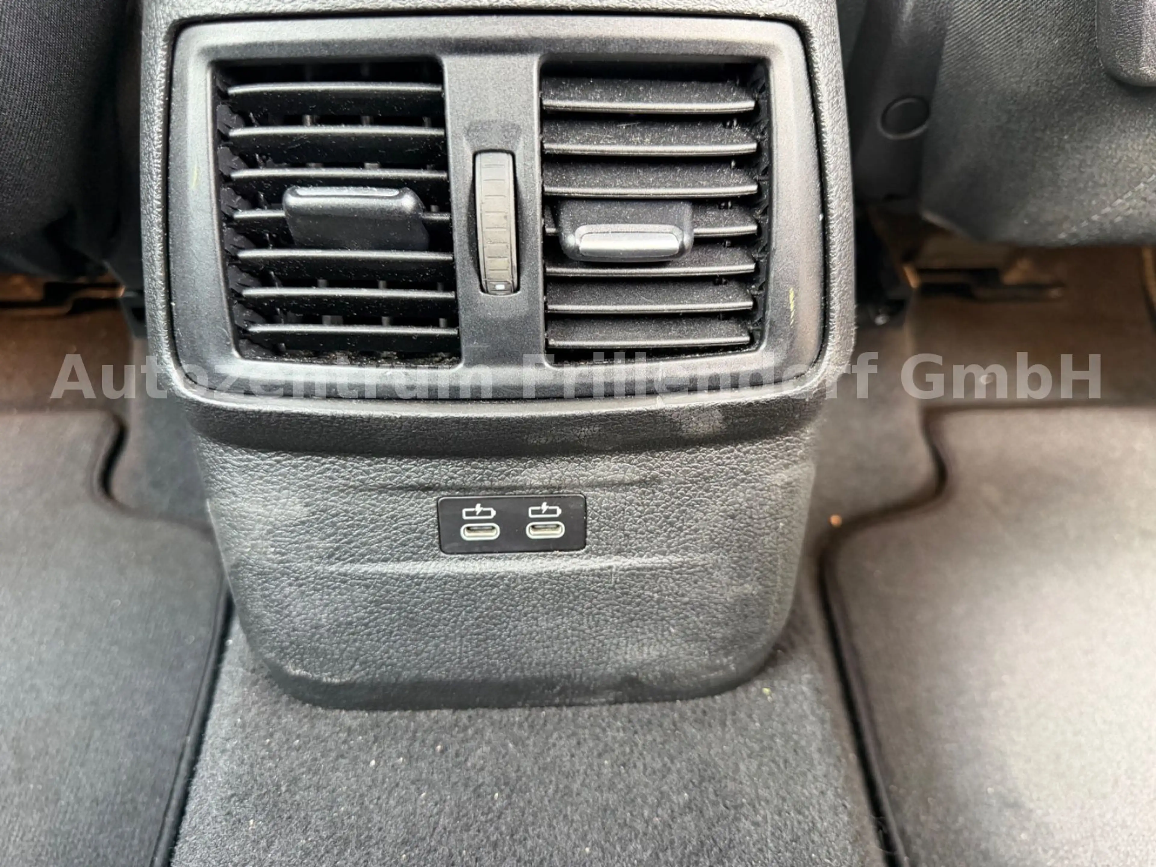 BMW 216 216 d Advanta AUTOMATIK/LED!! — photo 11