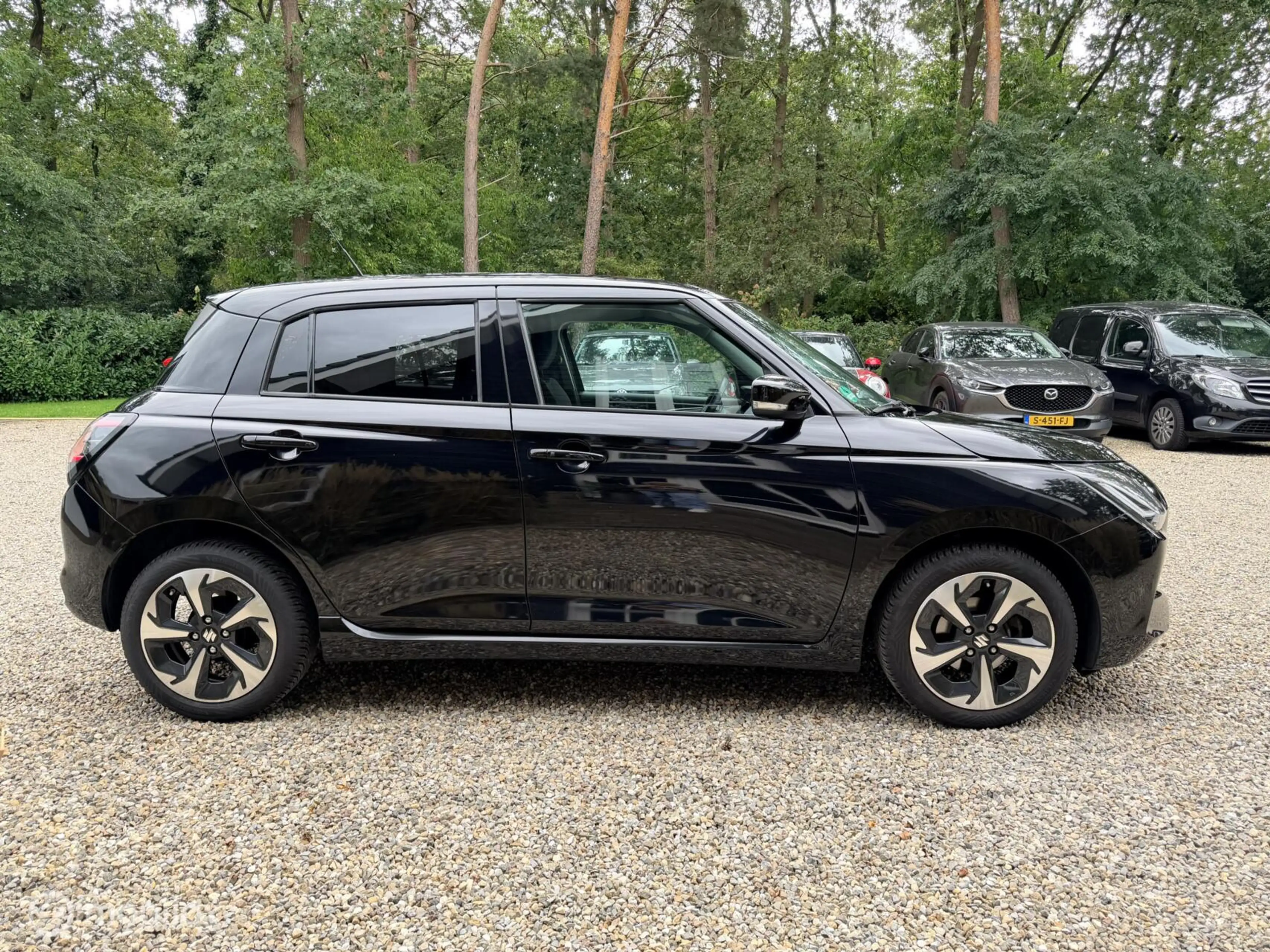 Suzuki Swift 1.2 Select Smart Hybrid — photo 5