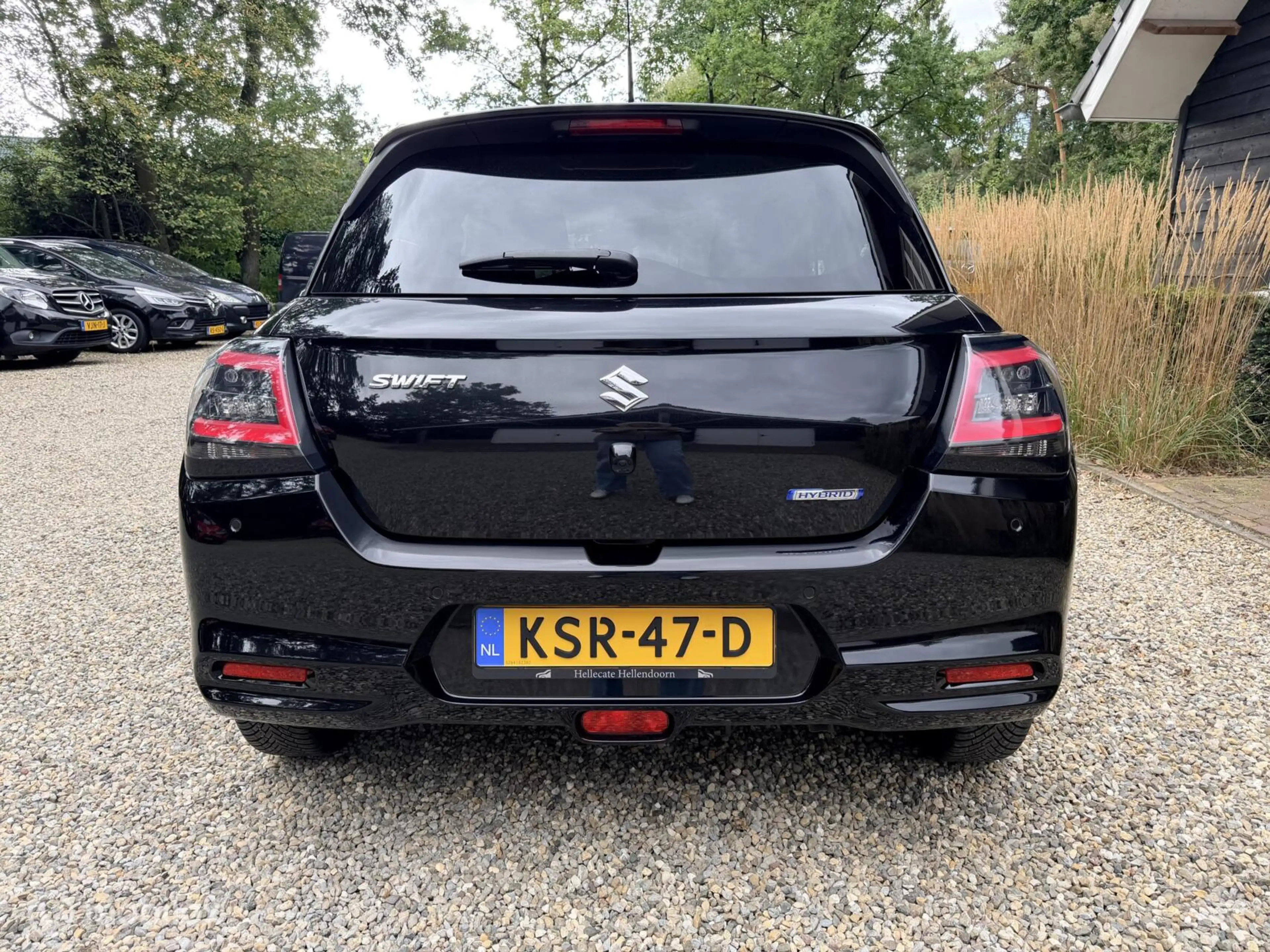 Suzuki Swift 1.2 Select Smart Hybrid — photo 6