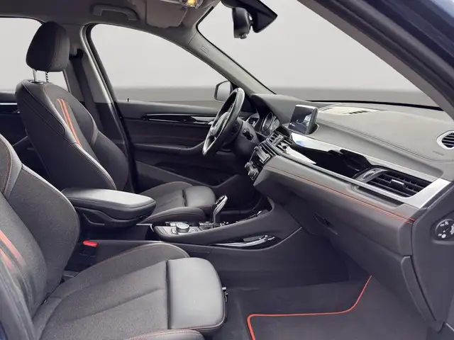 BMW X1 view 9