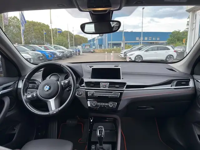 BMW X1 view 10
