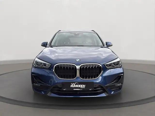 BMW X1 view 6