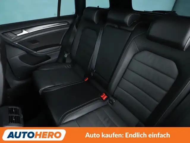 Volkswagen Golf view 14