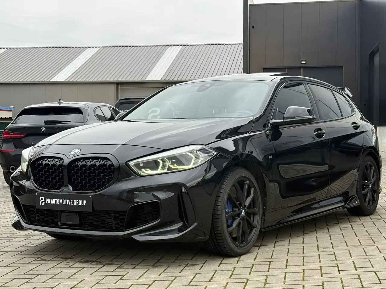BMW 135 Xdrive-Pano-Head Up-Elekzetels-Cam-H&K-Acc 3