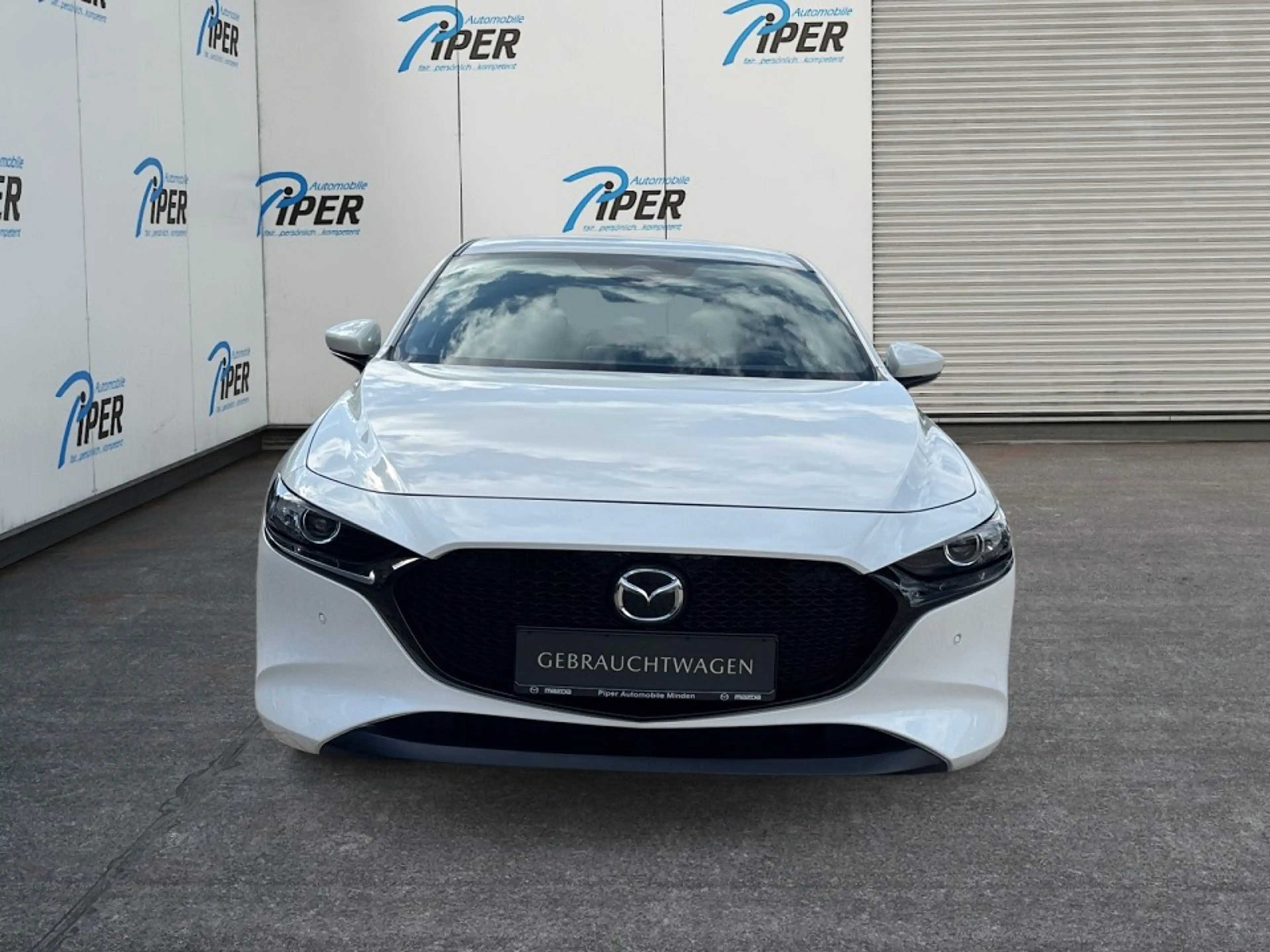 Mazda 3 2.5L e-SKYACTIV G 140ps Centre-Line DASO Paket — photo 8