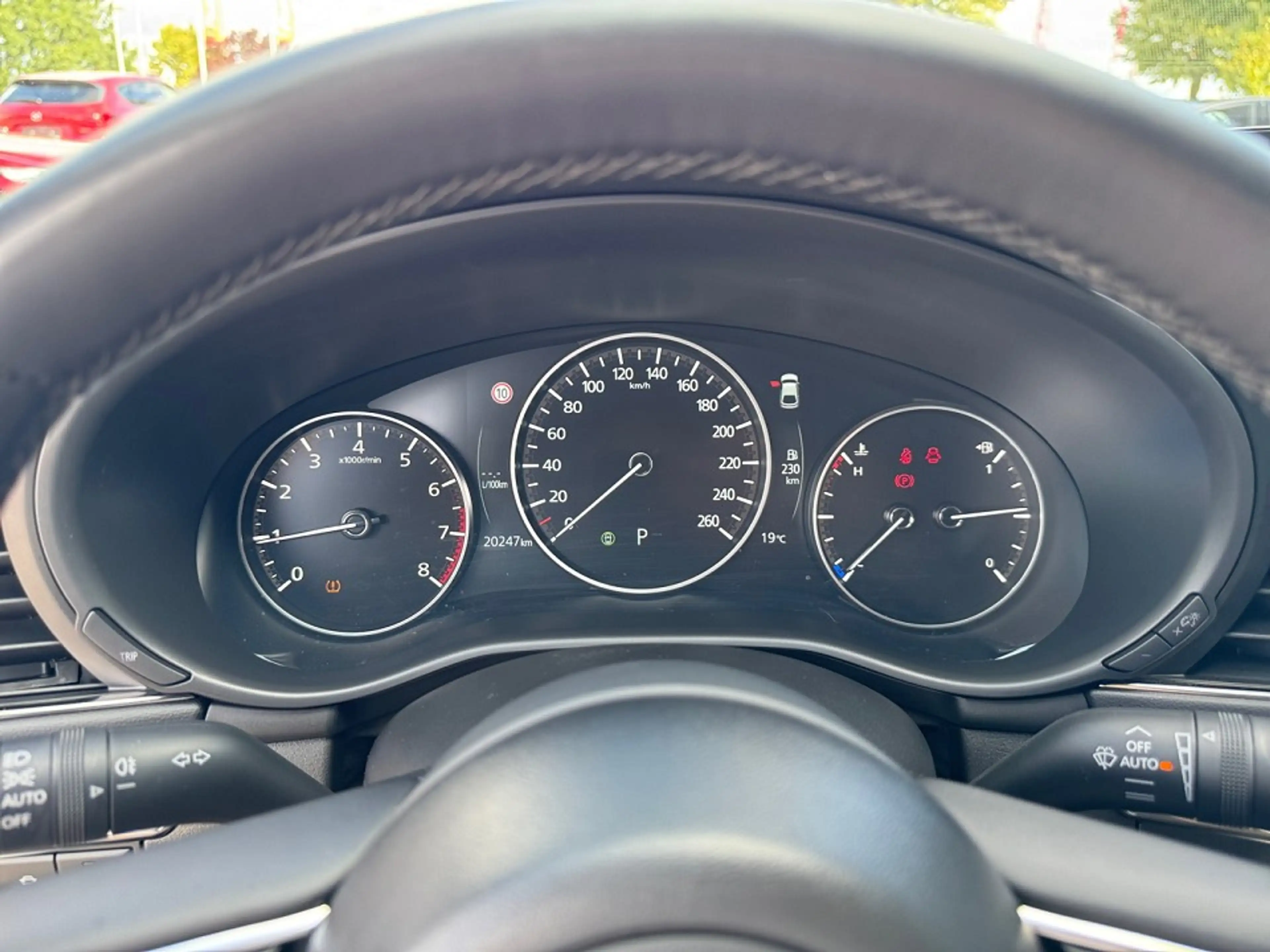 Mazda 3 2.5L e-SKYACTIV G 140ps Centre-Line DASO Paket — photo 14