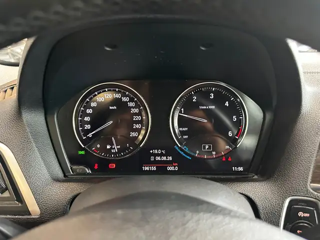 BMW 2 Series view 13