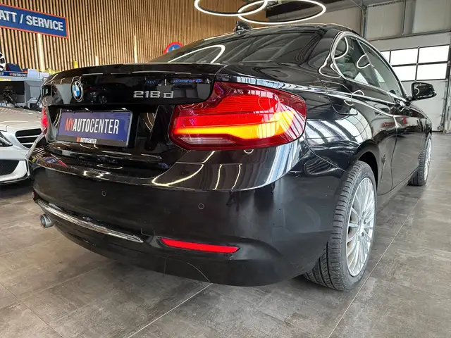 BMW 2 Series view 2
