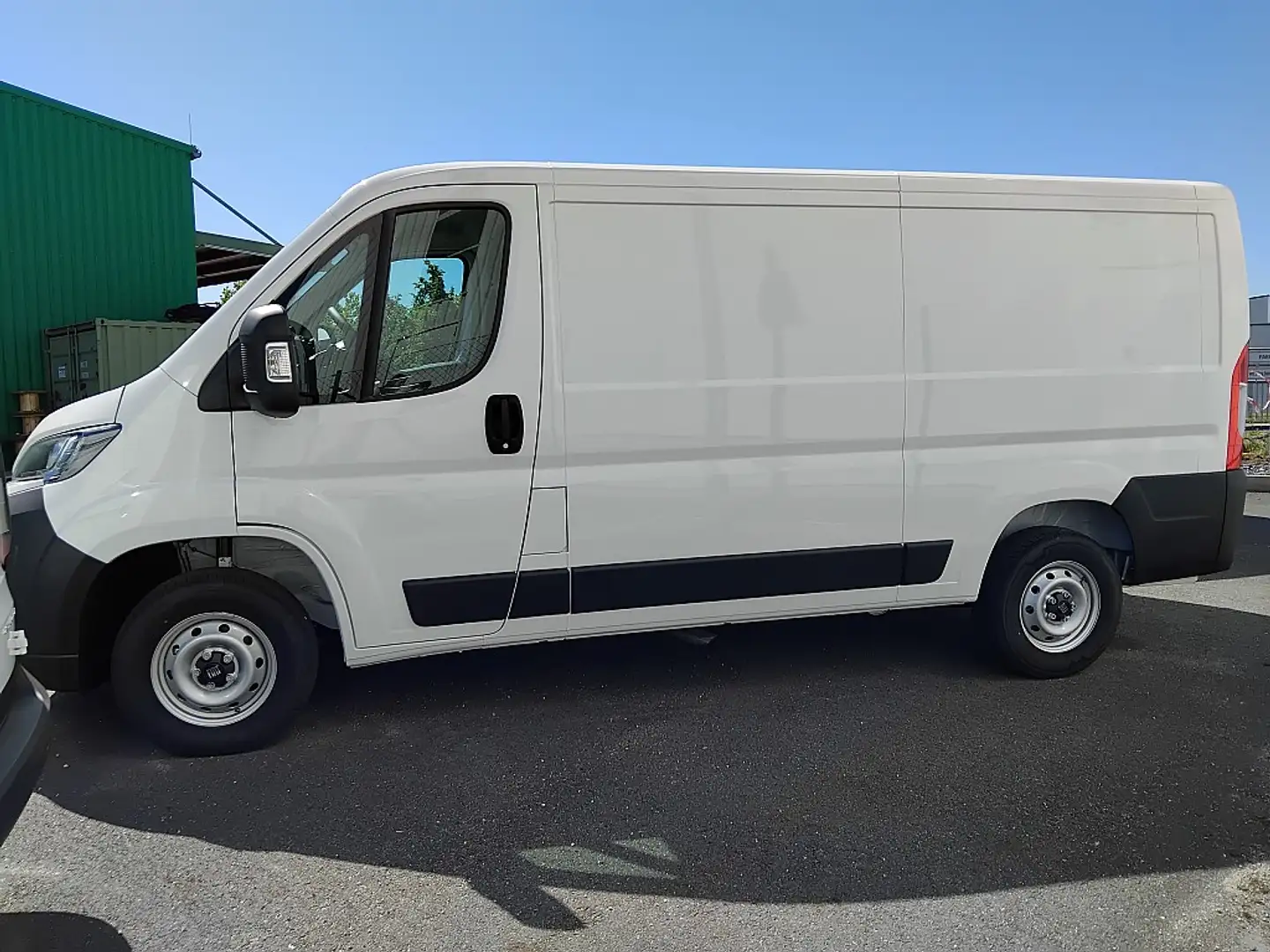 Fiat Ducato Ducato L2H1 Kastenwagen 3,0t € 26.990,- exkl. U... Weiß - 2