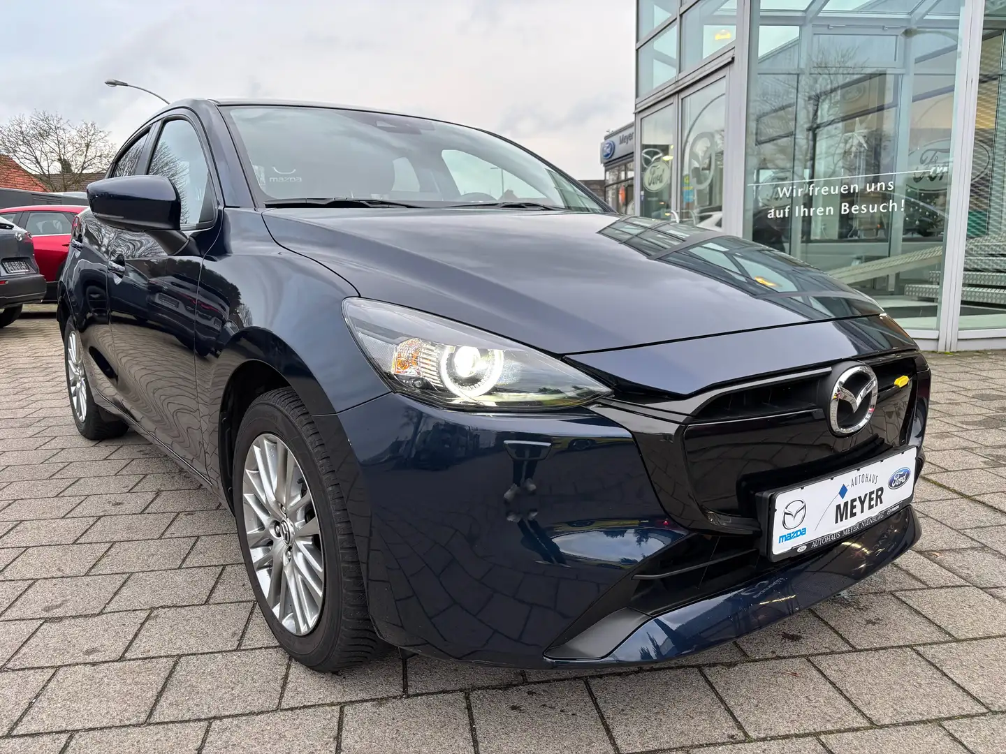 Mazda 2 Exclusive-Line Blau - 1