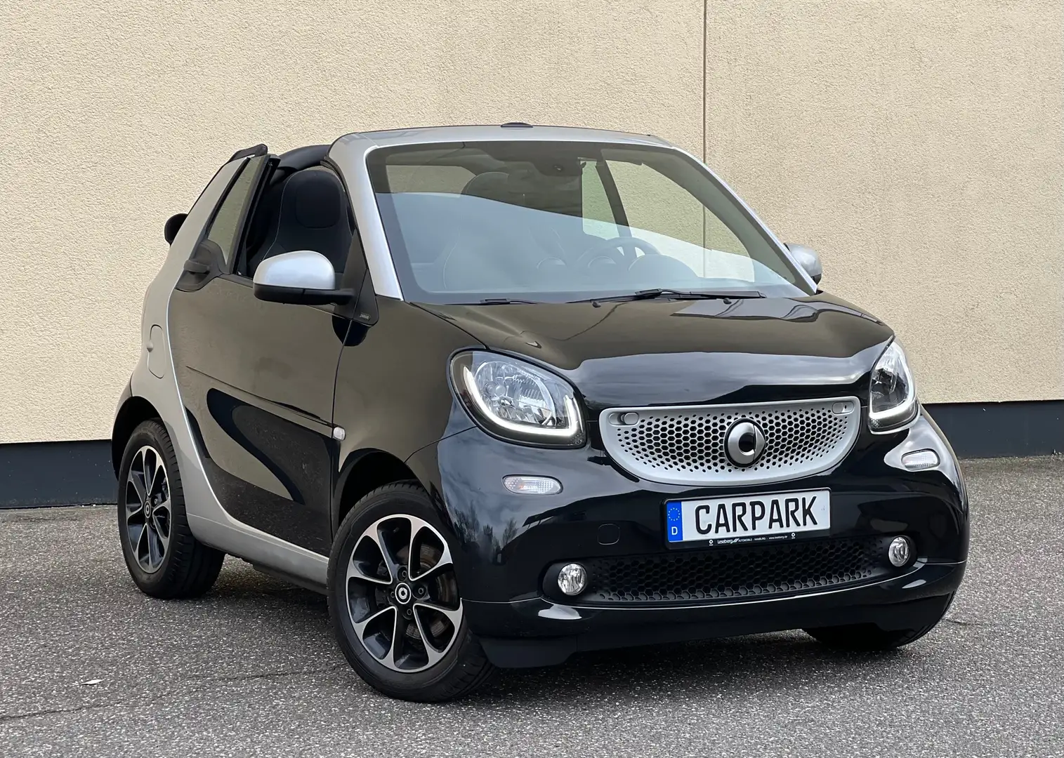 smart forTwo Basis 66 kW (453.444) Schwarz - 1