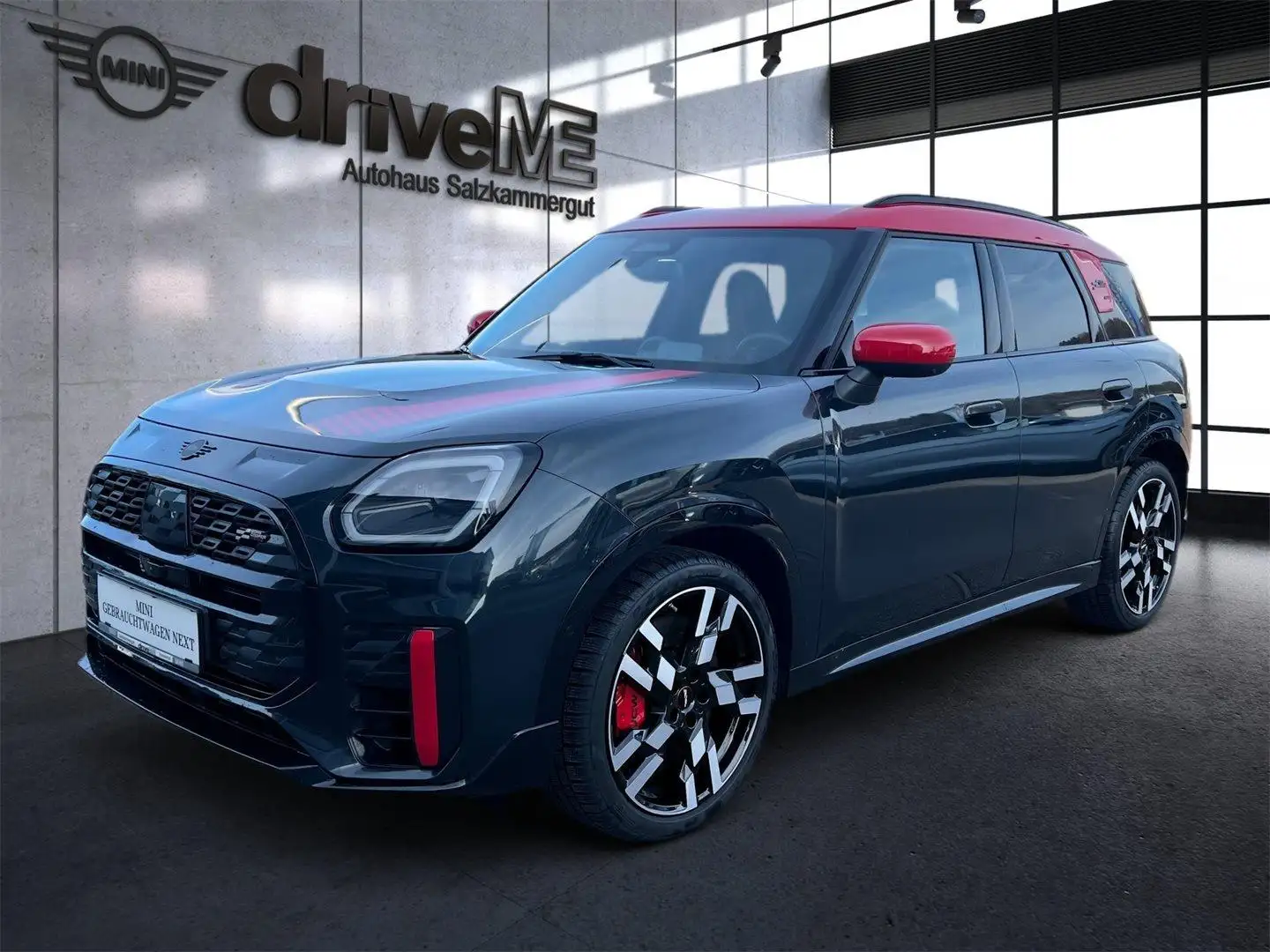 MINI John Cooper Works Countryman A Grau - 2