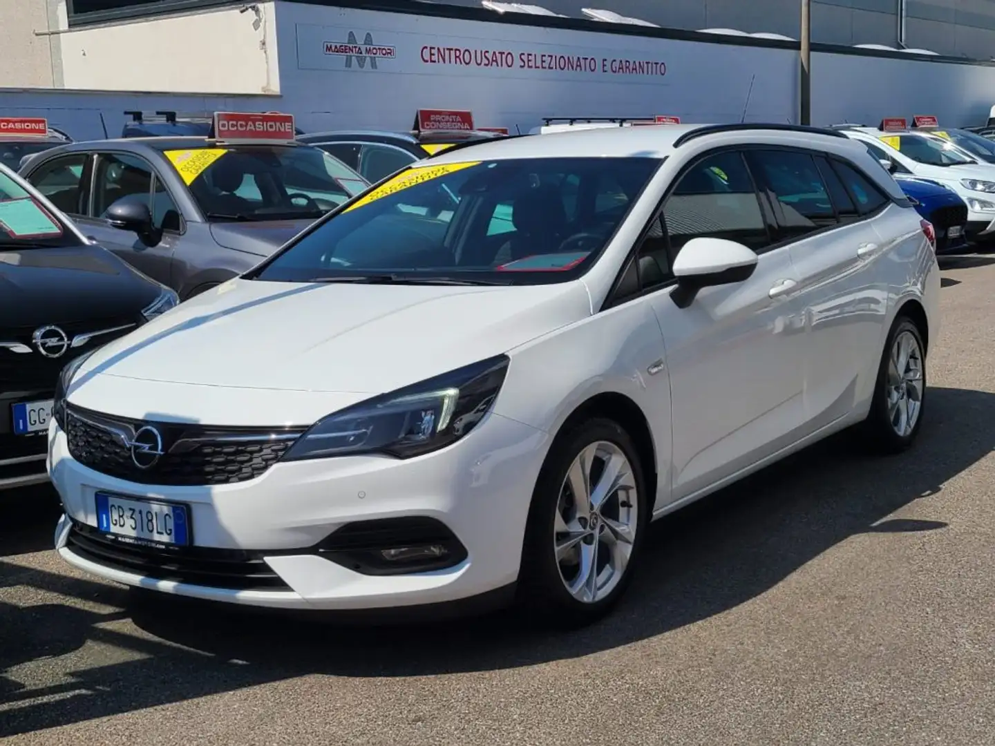Opel Astra 1.5 CDTI 105 CV S&S Sports Tourer GS Line Blanc - 1