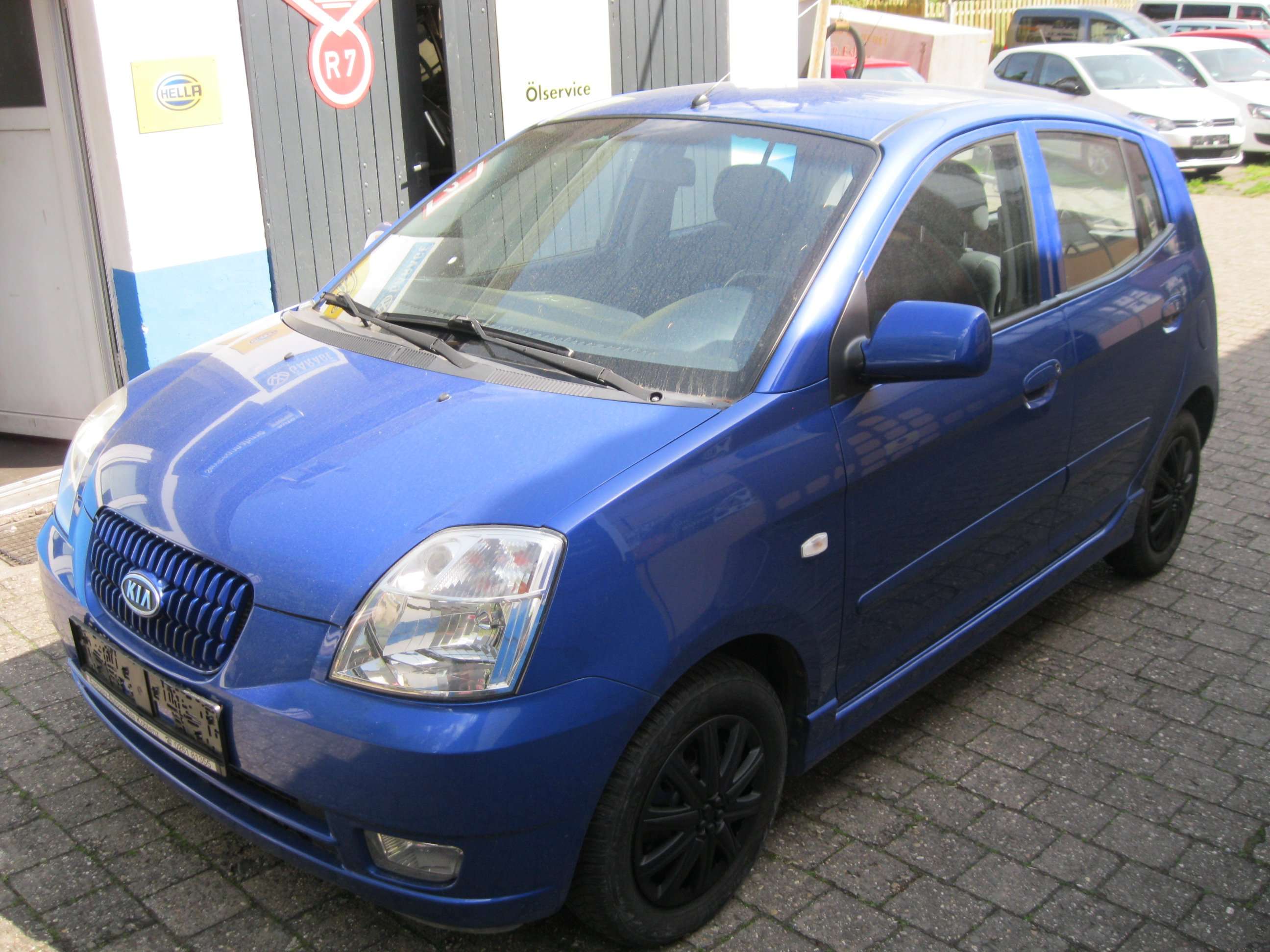 Second hand Kia Picanto 1.1