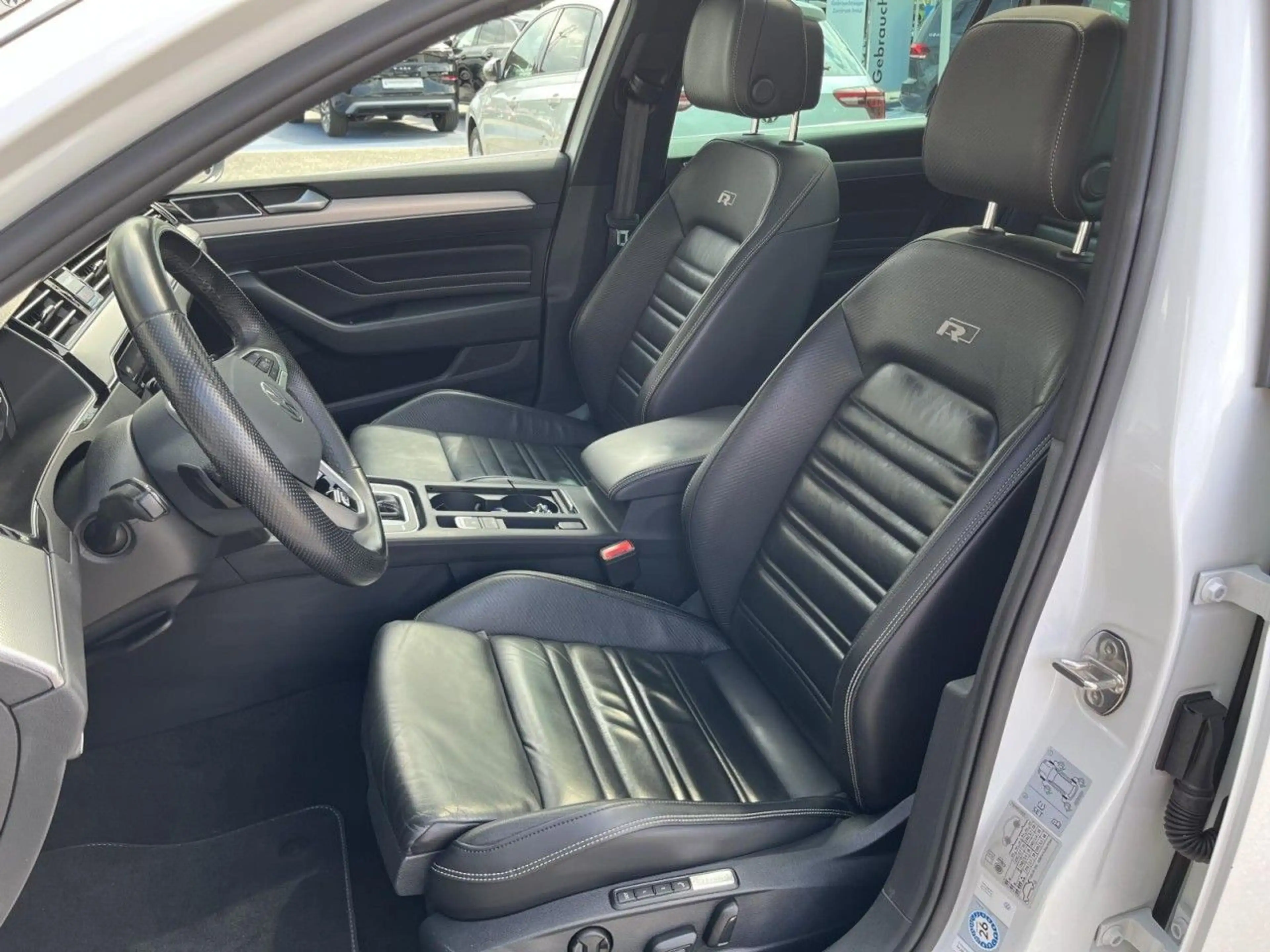 Volkswagen Passat Variant 2,0 TDI DSG 4Motion R-Line (AHK+N — photo 10