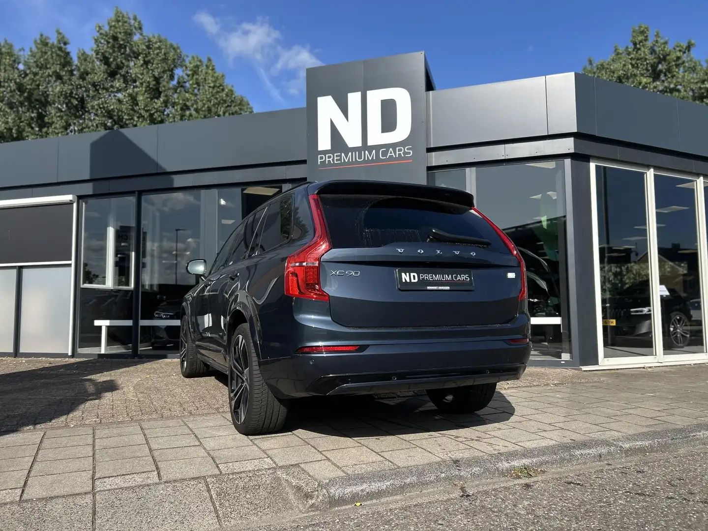 Volvo XC90 2.0 T8 Recharge AWD R-Design | Schuif- opendak | H Blauw - 2