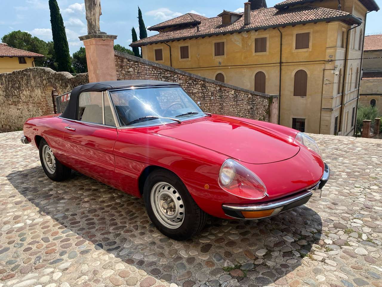 Alfa Romeo Junior Alfa Romeo duetto coda tronca 1.6