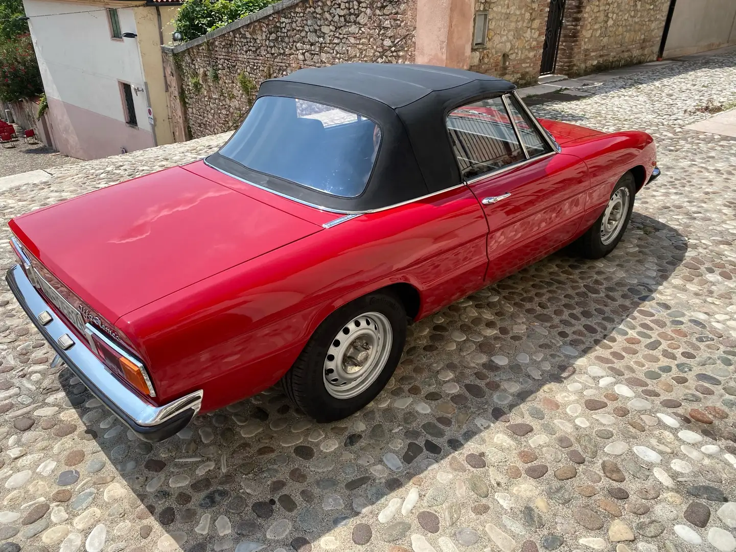 Alfa Romeo Junior Alfa Romeo duetto coda tronca 1.6 - 2