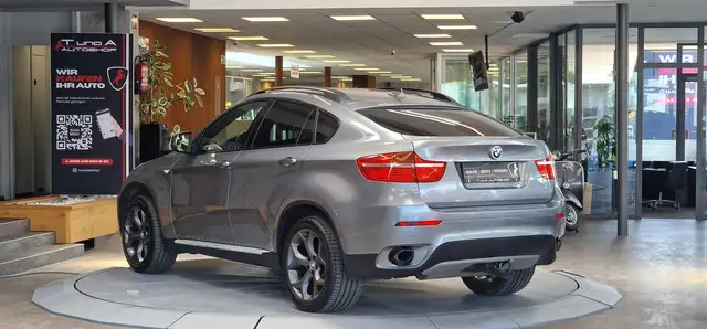 BMW X6 view 6