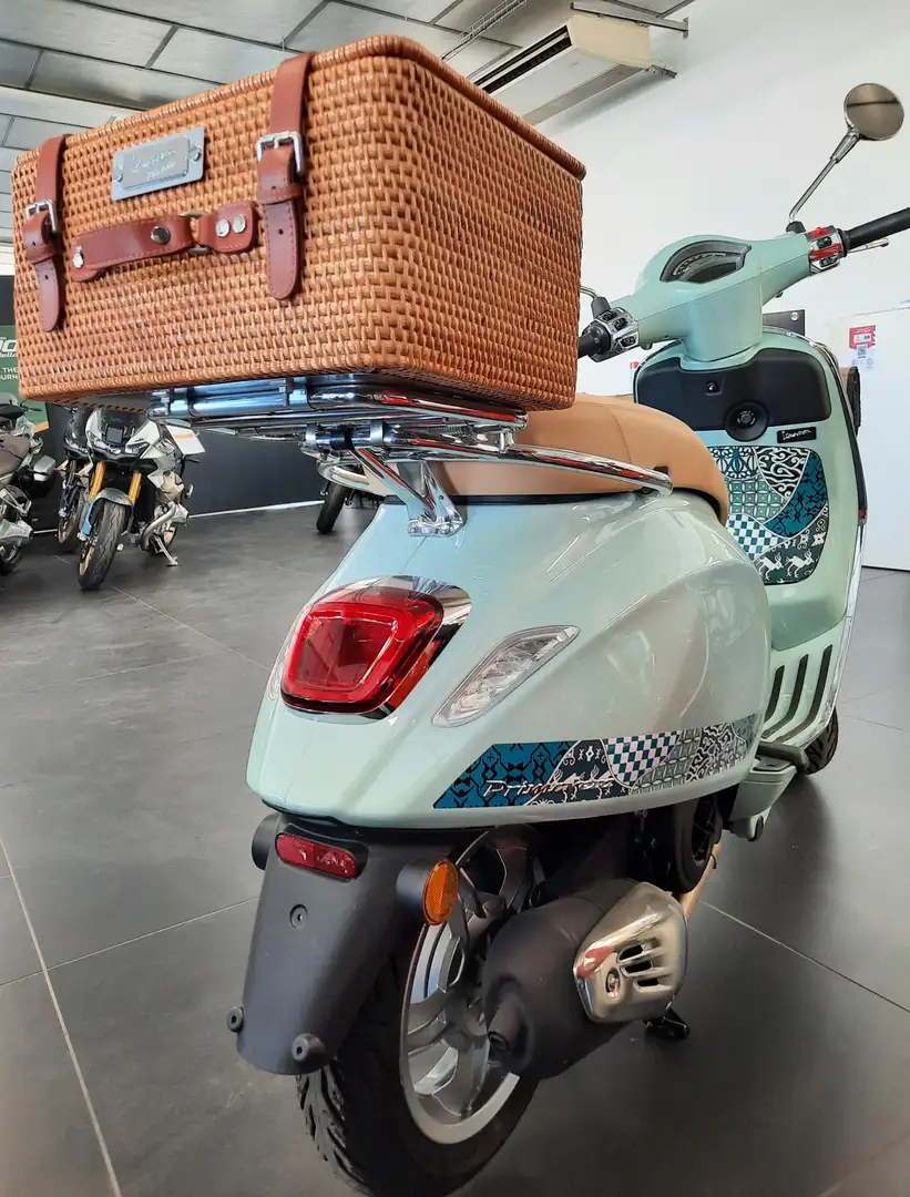 Vespa Primavera 125 Vert - 2