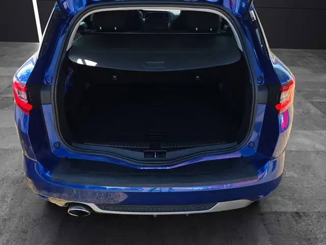 Renault Megane view 8