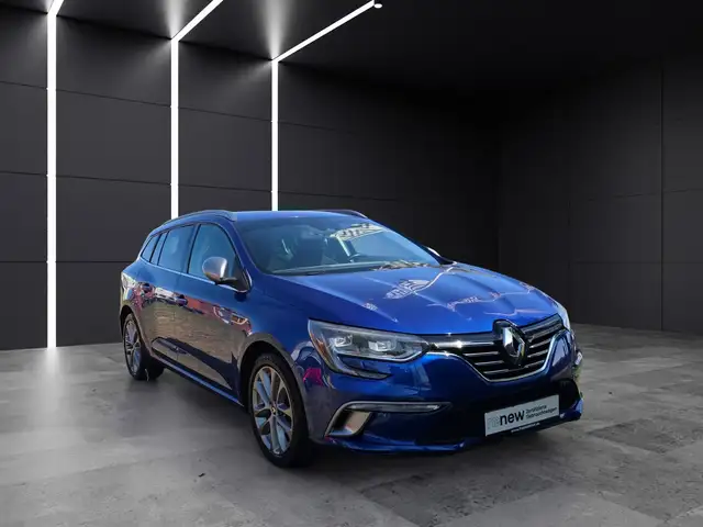 Renault Megane view 4