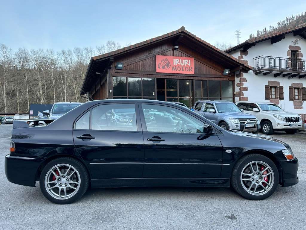 Mitsubishi Lancer Evolution 2.0T GSR - foto 1
