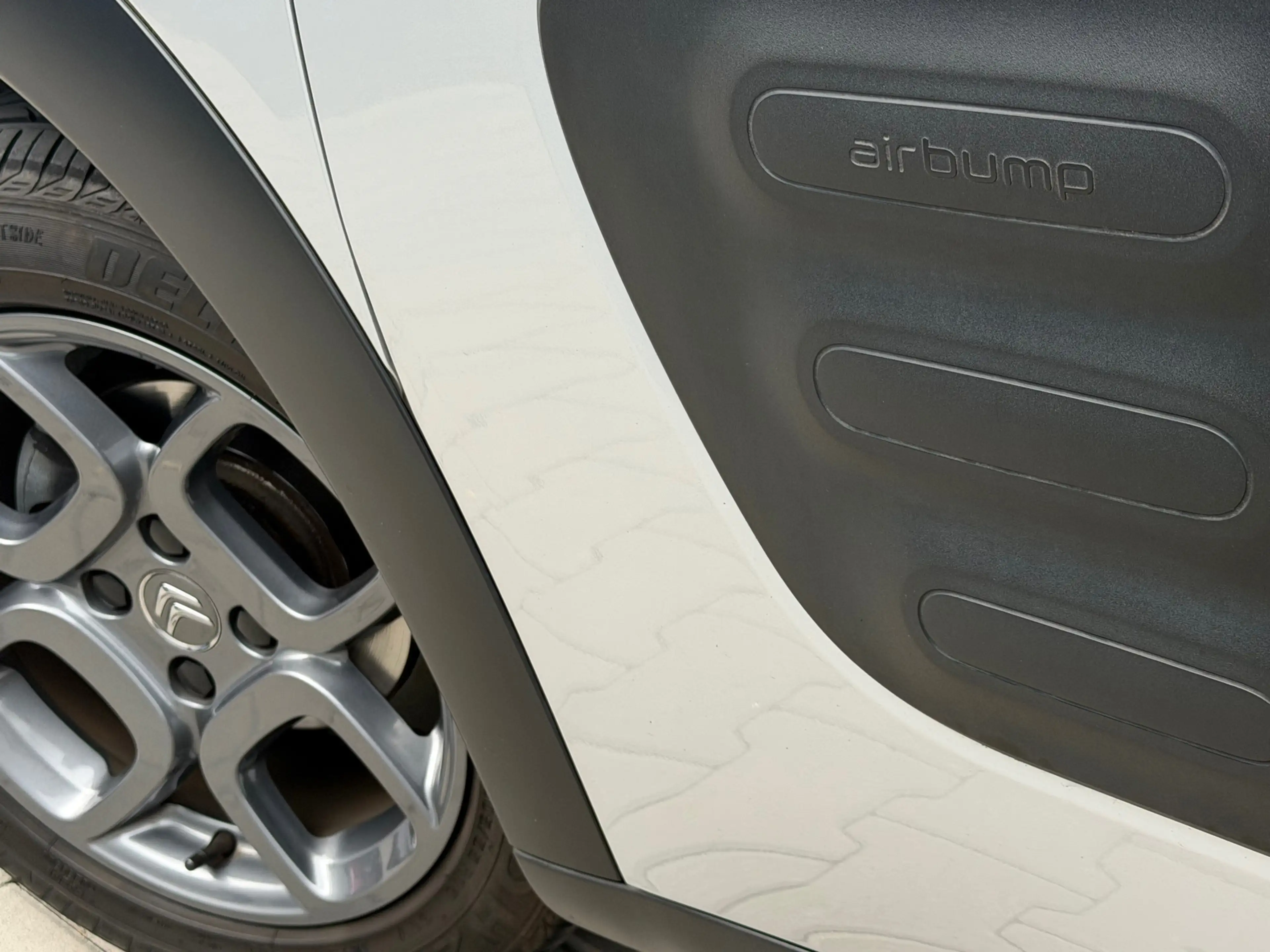 Citroen C4 Cactus 1.2 PureTech Shine - Gris Aluminium - Camera/Clima — photo 5