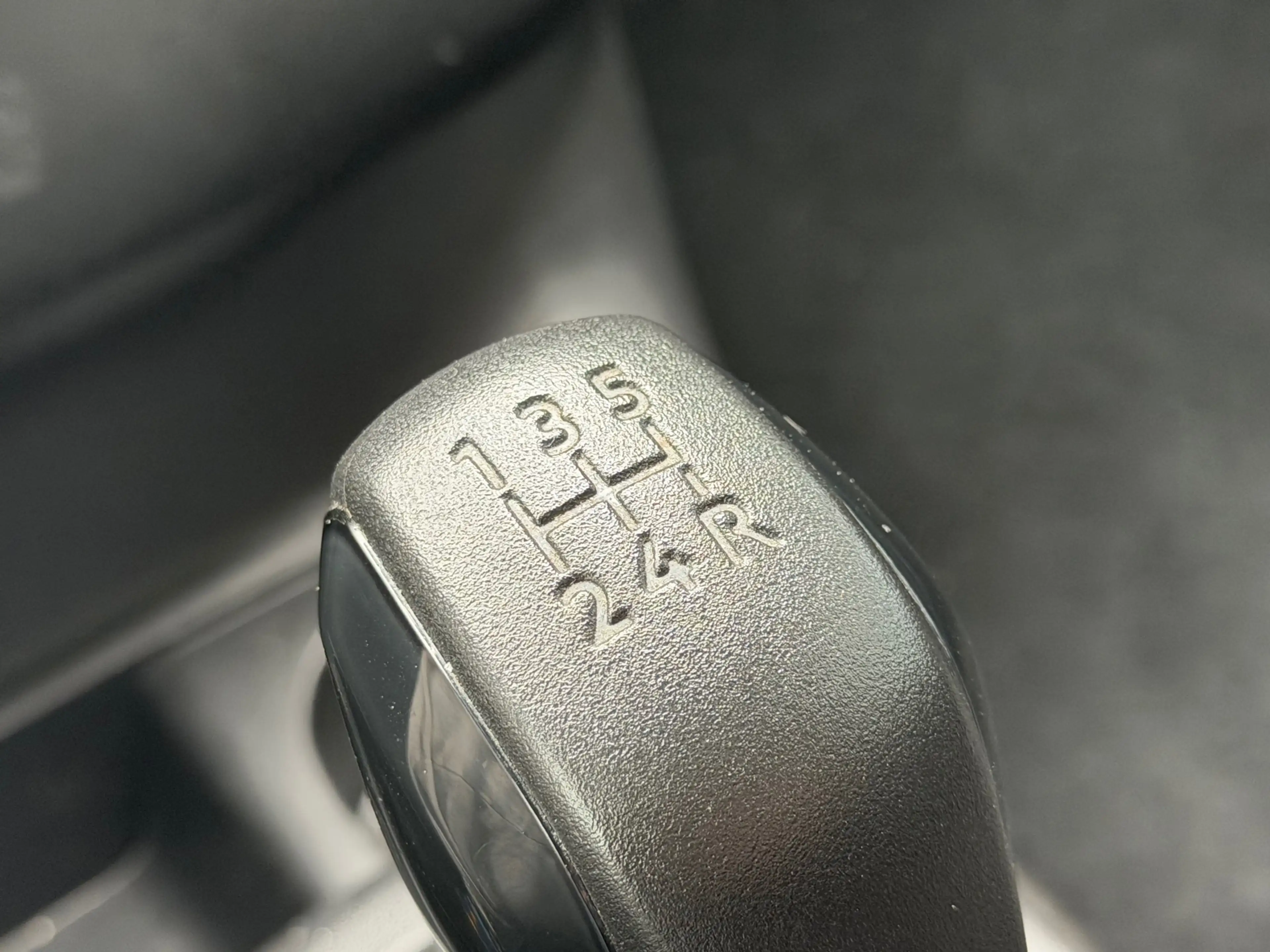 Citroen C4 Cactus 1.2 PureTech Shine - Gris Aluminium - Camera/Clima — photo 15