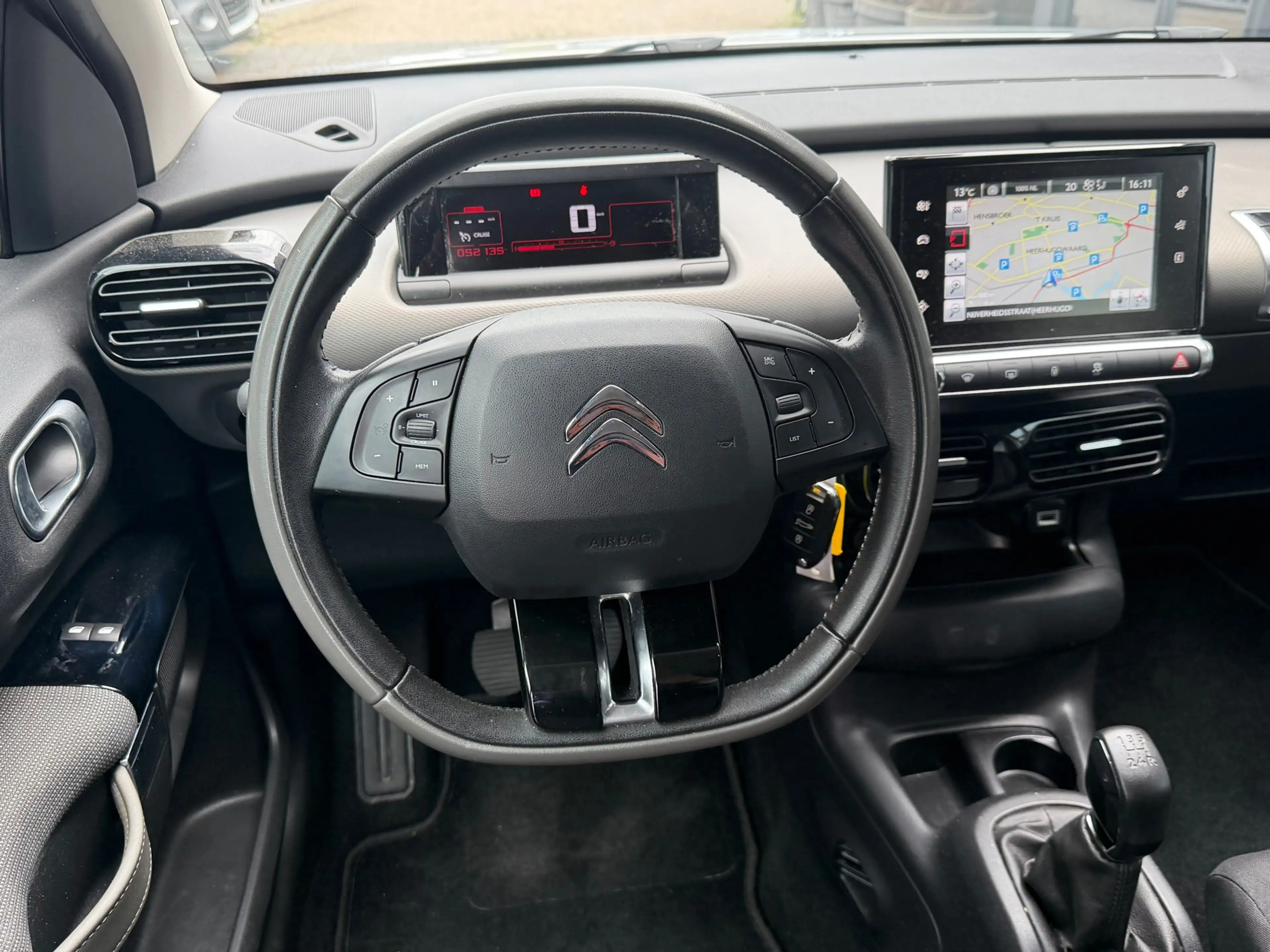 Citroen C4 Cactus 1.2 PureTech Shine - Gris Aluminium - Camera/Clima — photo 11