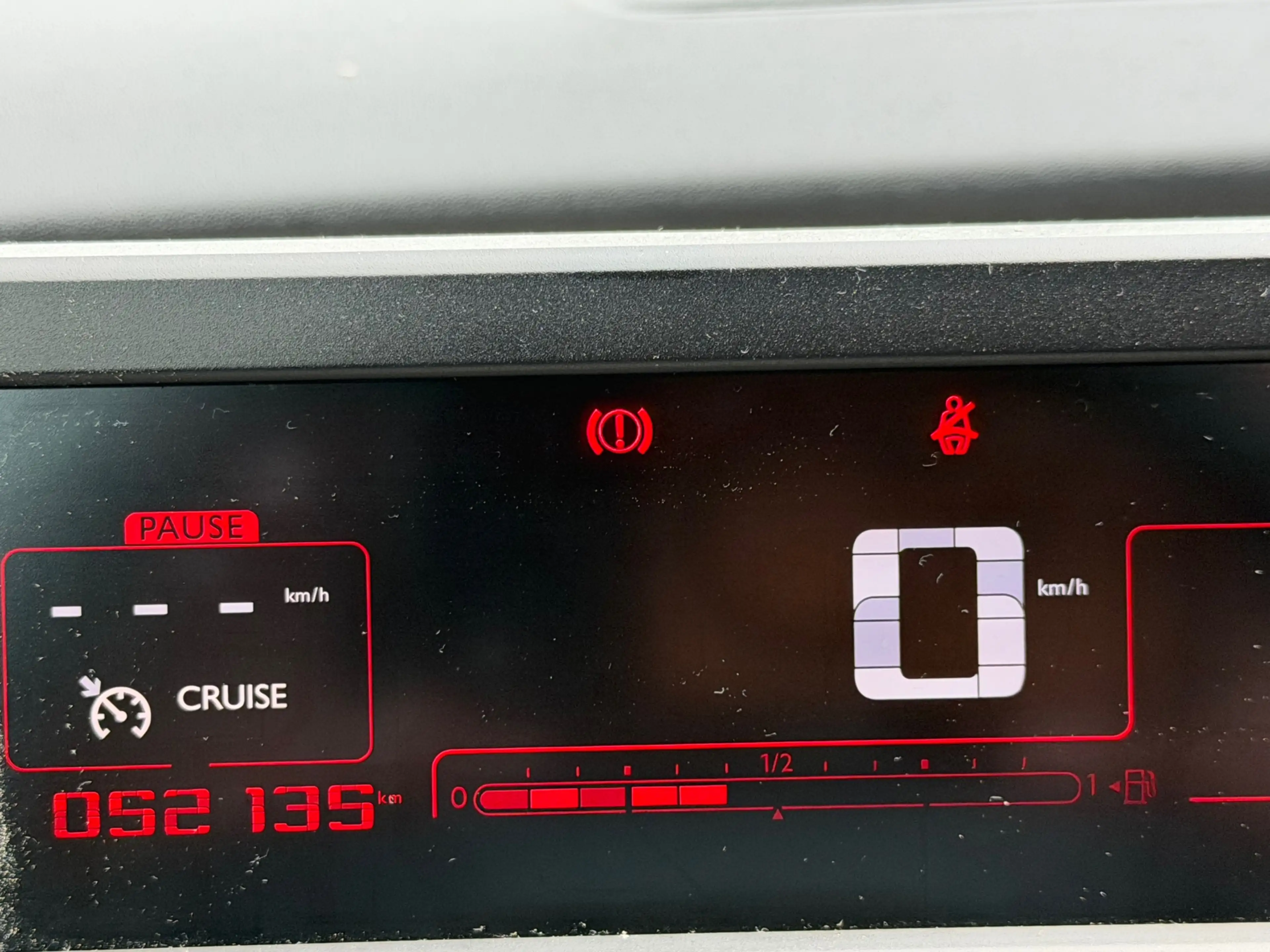 Citroen C4 Cactus 1.2 PureTech Shine - Gris Aluminium - Camera/Clima — photo 13