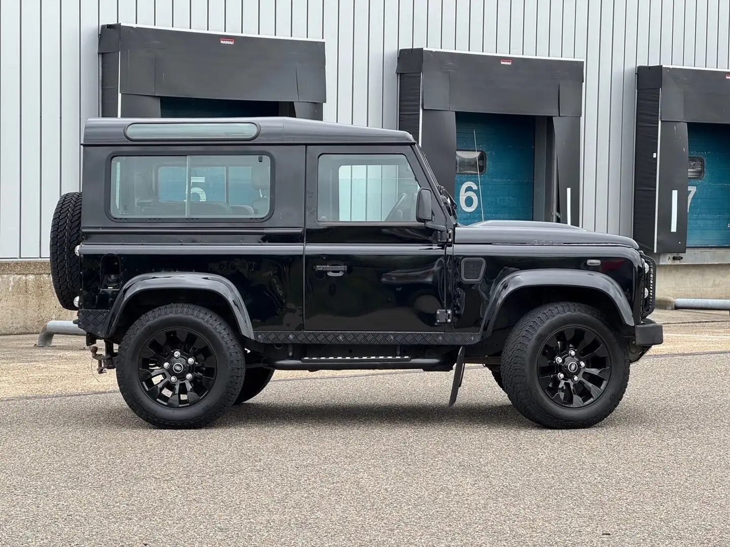 Land Rover Defender Defender 2.4 TD 90 SW XTech Noir - 2