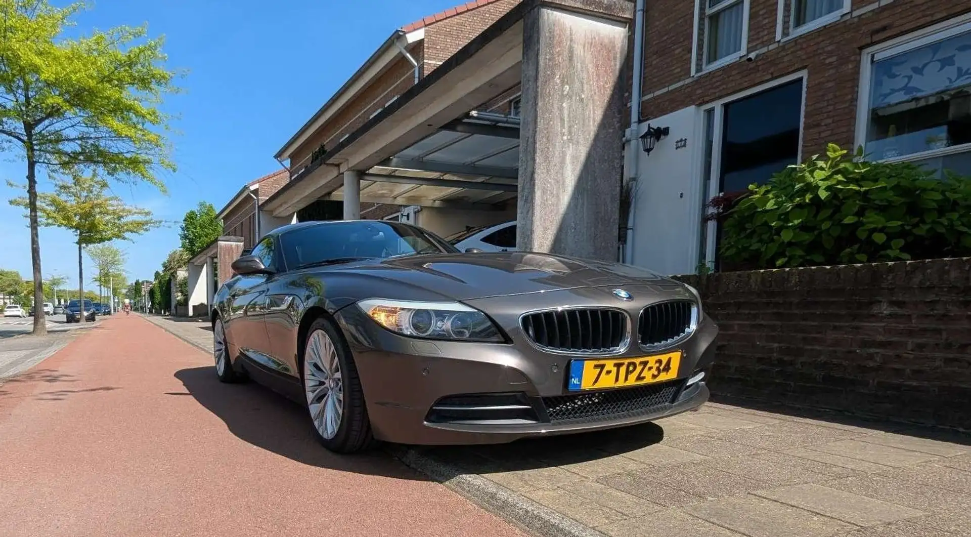 BMW Z4 sDrive23i Marrón - 1