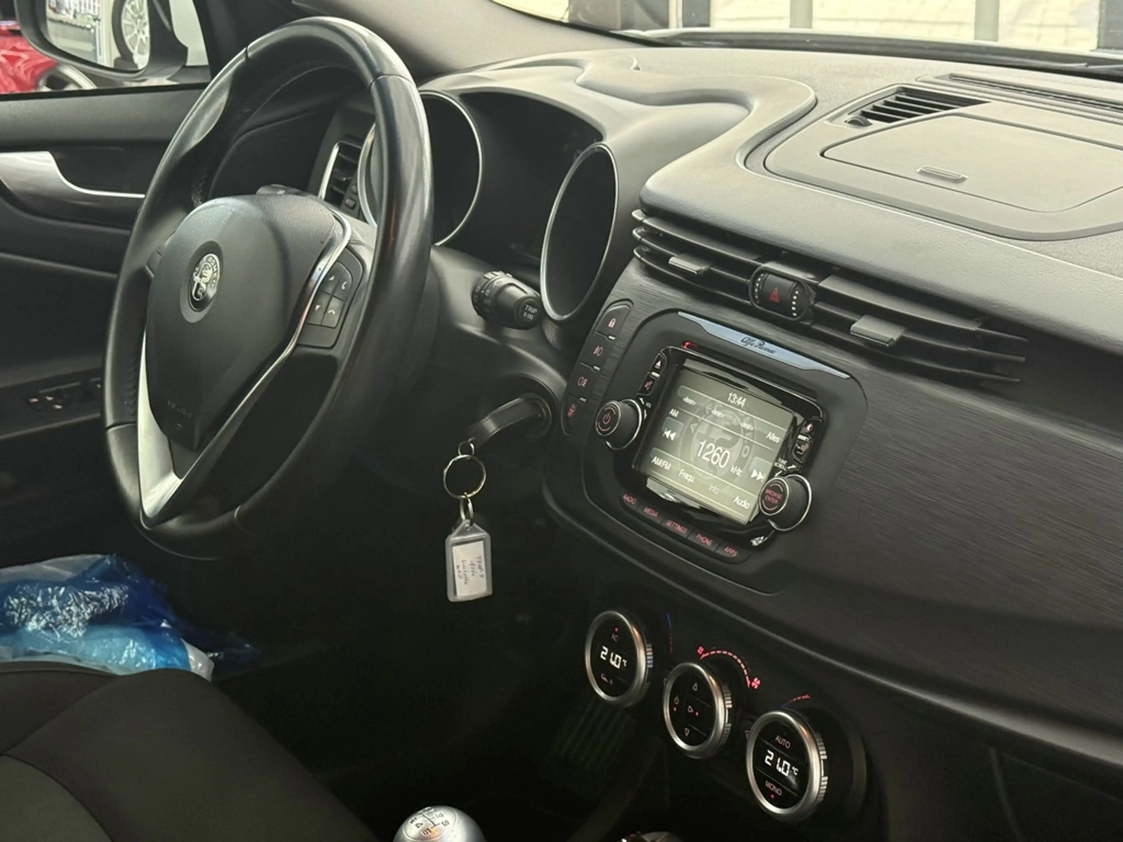 Alfa Romeo Giulietta 1.6 JTD Super, Klimaautom., Sitzheiz. — photo 14