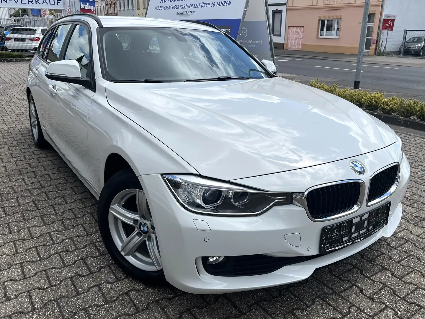 BMW 316 d Touring *Xenon*Navi*Klima*PDC* Beyaz - 2