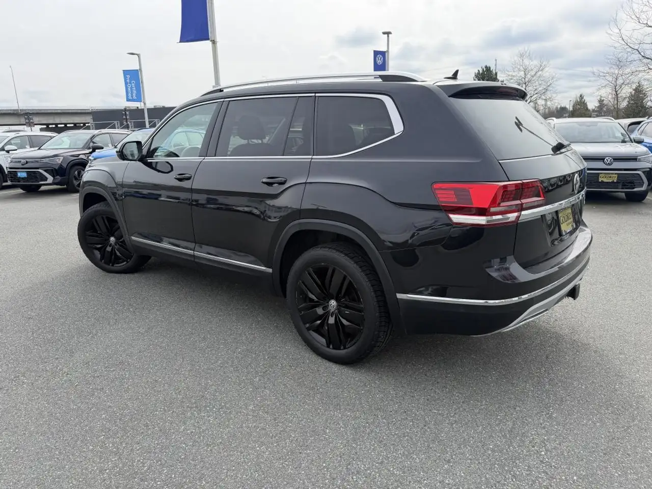 Volkswagen Atlas снимка Volkswagen Atlas