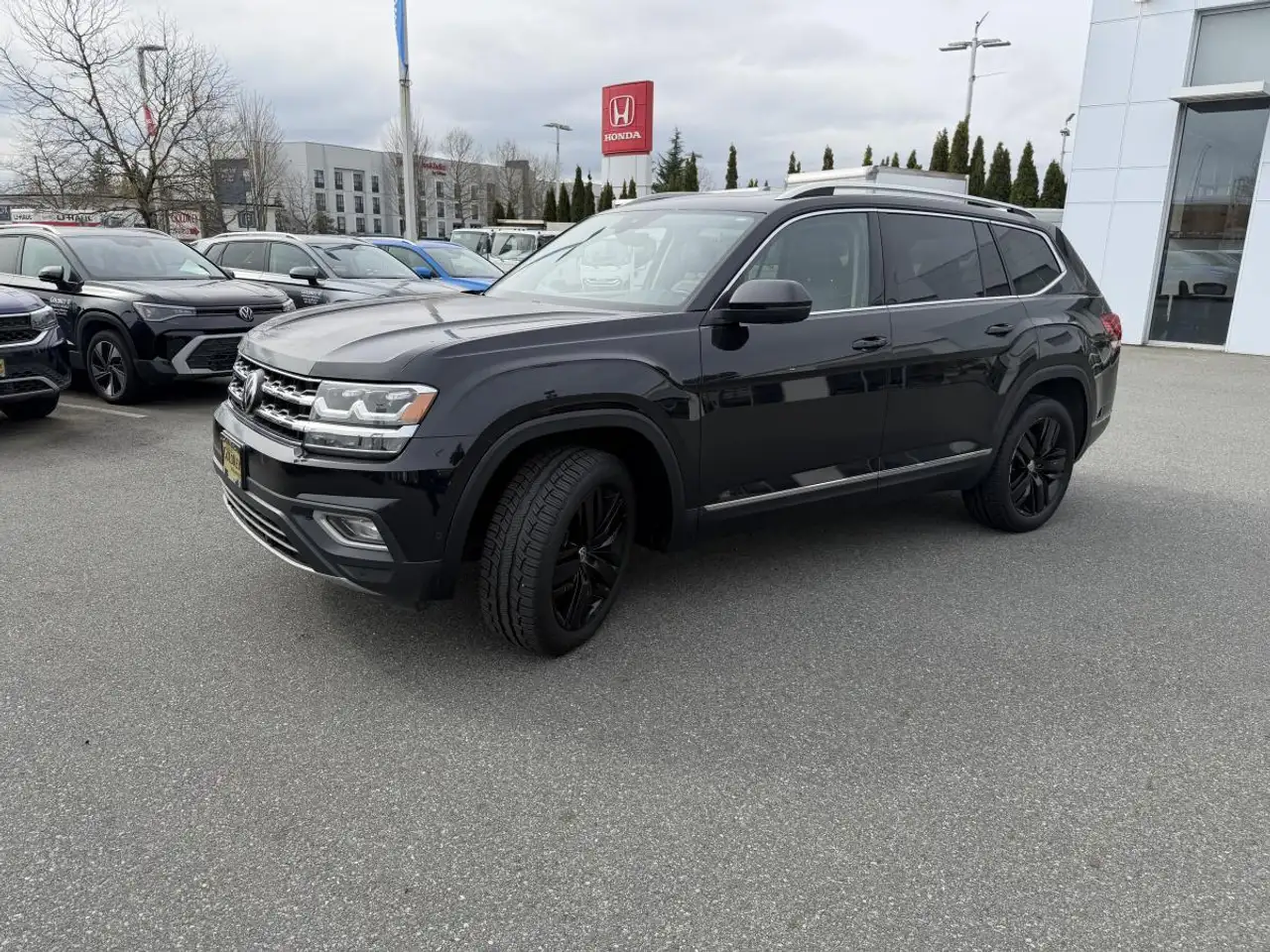 Volkswagen Atlas снимка Volkswagen Atlas