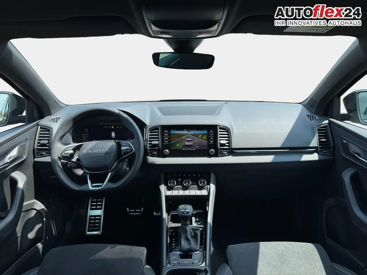 Skoda Karoq Sportline 2,0 TSI 4x4 DSG Leder 2ZKlimaautomati..., миниатюра 11